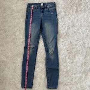 Stretchy mid rise push up jeans